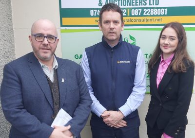 MacManus discusses future of farming with Donegal agricultural consultant