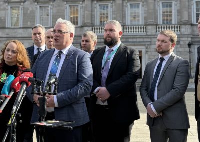 Diúltú FF agus FG ar chearta Ghaeloideachais: ‘Mo chlann féin a dhíol a máthairtheanga’ – Aengus Ó Snodaigh TD